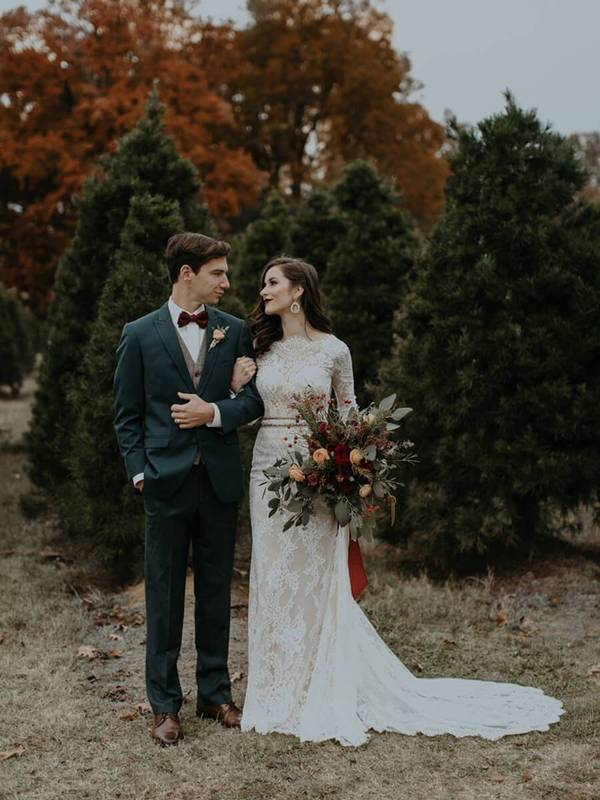 Long Sleeve Vintage Wedding Dresses Backless Rustic Lace Wedding Dress QueenaBridal Long Sleeve Vintage Wedding Dresses Backless Rustic Lace Wedding Dress QueenaBridal
