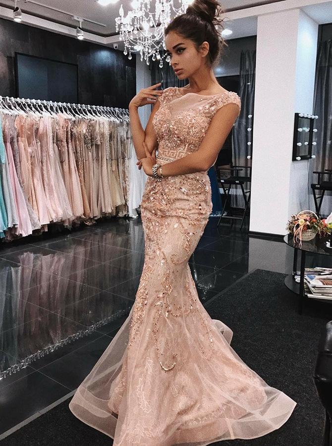Amazon.com: Vintage Lace Applique Scoop Neck Cap Sleeve Ball Gown for Women  Teen Juniors Plus Size Cheap Designer Keyhole Style Lace Patterns  Quinceanera Prom Homecoming Evening Dresses Burgundy 0: Clothing, Shoes &